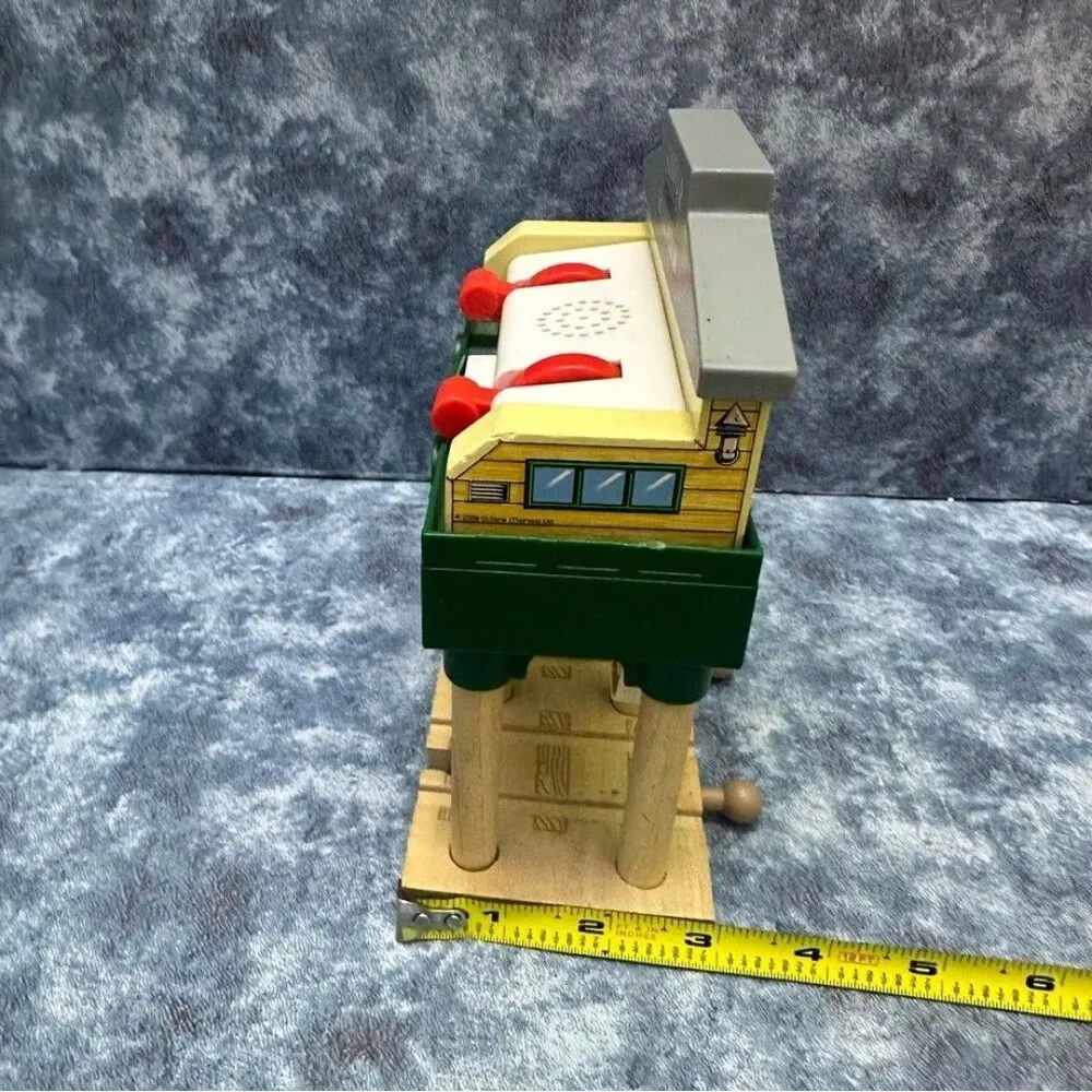 Thomas & Friends SODOR Railway Number 3 Signal House -